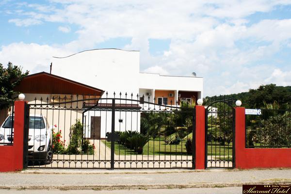 Hotel Sharmat Pitsunda Exterior foto